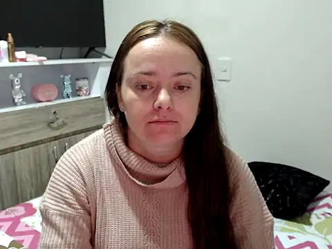 Snapshot of BrianaBarbes chatting on February 3, 2026, 8:08 am BrianaBarbes online show from February 3, 2026, 8:08 am