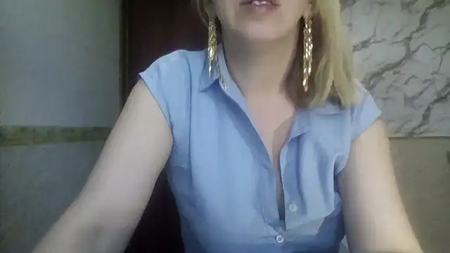 MiyaHottie online show from July 5, 2026, 4:19 am