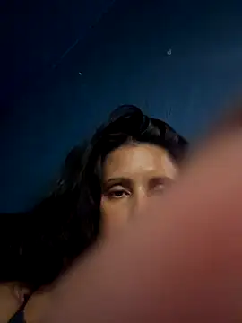 Angelaarayexx online show from October 18, 2025, 7:21 am