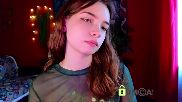 Evi Brook online show from June 10, 2026, 12:28 pm