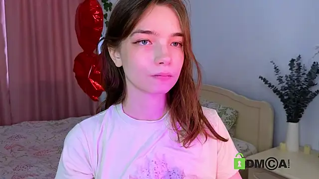 Evi Brook online show from May 15, 2026, 2:26 pm
