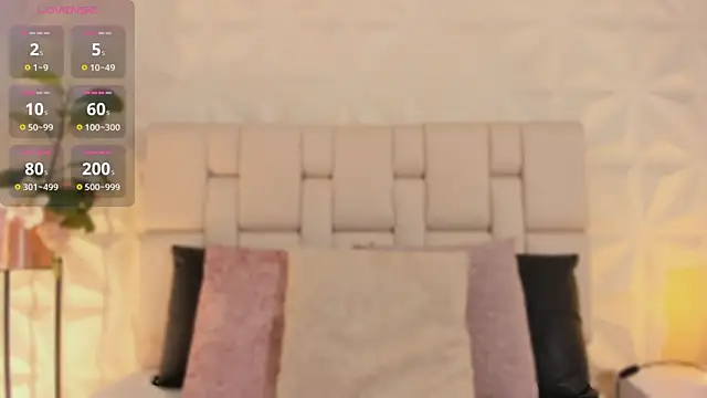 scarlettadams   online show from November 6, 2025, 12:31 pm