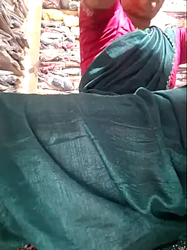 Snapshot of indianhotwife639 chatting on May 9, 2026, 8:28 am indianhotwife639 online show from May 9, 2026, 8:28 am