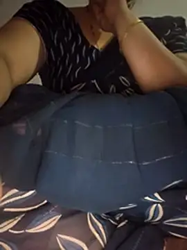 indianhotwife639 online show from May 3, 2026, 7:28 pm