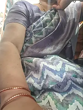 indianhotwife639 online show from August 5, 2026, 5:56 am