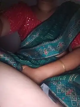 indianhotwife639 online show from July 8, 2026, 5:24 pm