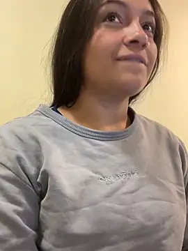 Alyha Cortes online show from March 4, 2026, 1:30 pm