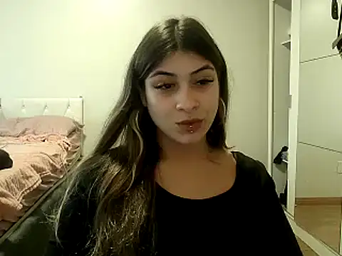 Becca B online show from April 22, 2026, 8:04 pm