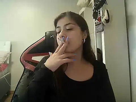 Becca B online show from November 22, 2025, 7:46 pm