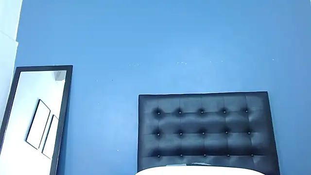 pervert tiny girl online show from October 28, 2025, 8:19 pm