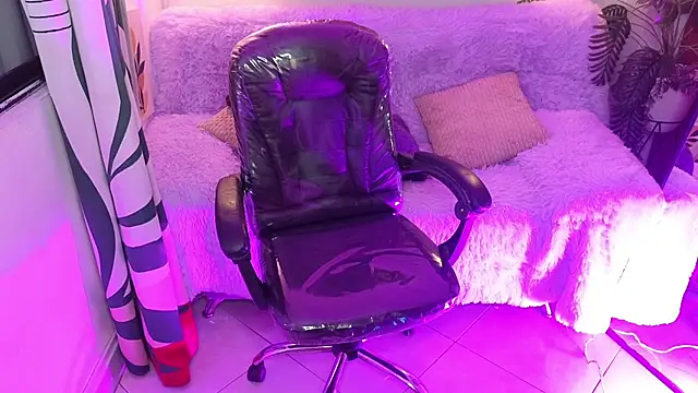 kathie lozada online show from September 18, 2025, 3:53 am