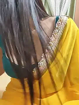 Shalu G online show from July 14, 2026, 10:27 pm
