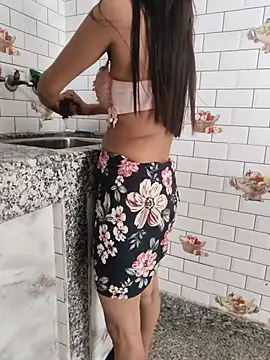 Shalu G online show from June 21, 2026, 4:51 am