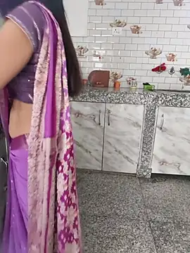 Shalu G online show from June 22, 2026, 3:47 am