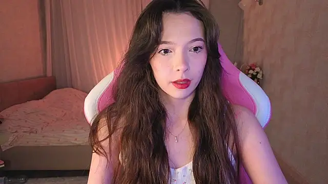 yuna sunshy online show from March 25, 2026, 1:17 am