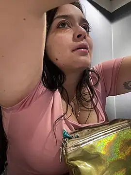 Emily Rivers  online show from November 6, 2025, 1:15 pm