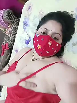 Snapshot of indiancouple659 chatting on April 15, 2026, 11:49 am indiancouple659 online show from April 15, 2026, 11:49 am