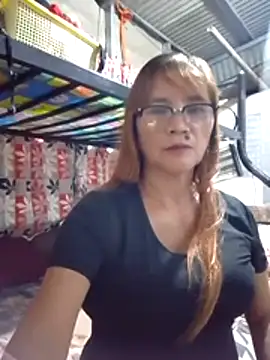 SexyHottMom online show from July 18, 2026, 12:14 pm