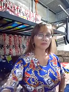 SexyHottMom online show from August 3, 2026, 11:49 am