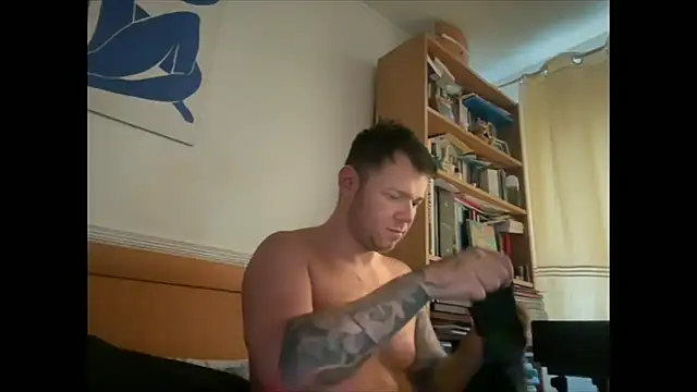 Snapshot of monster_d_2025 chatting on October 7, 2025, 3:35 pm monster d 2025 online show from October 7, 2025, 3:35 pm