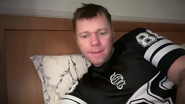 Snapshot of monster_d_2025 chatting on October 3, 2025, 12:28 pm monster d 2025 online show from October 3, 2025, 12:28 pm