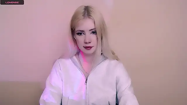 AliceHotty  online show from February 13, 2026, 8:36 am