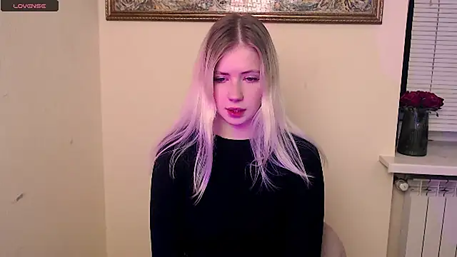 AliceHotty  online show from October 2, 2025, 7:34 am