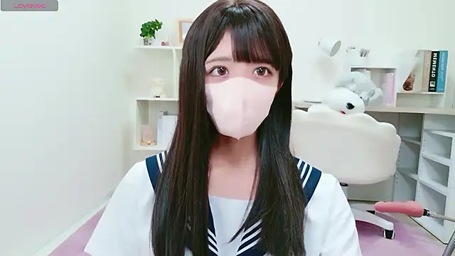 Reina Fcup online show from June 11, 2026, 5:04 am