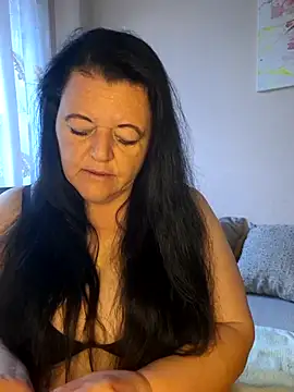 BlacReign online show from July 16, 2026, 5:43 pm