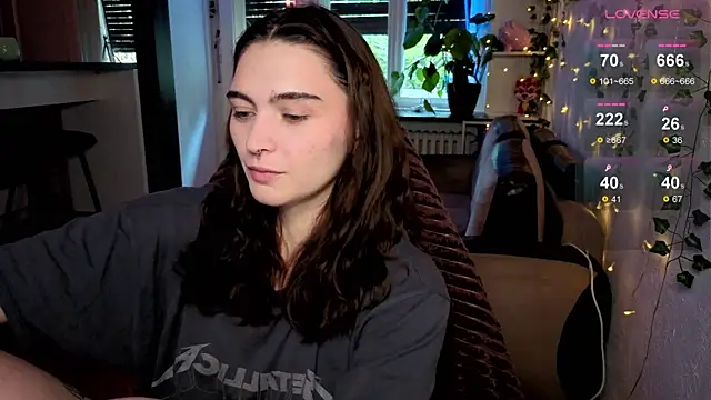 dorfmatratze   online show from October 3, 2025, 9:33 am