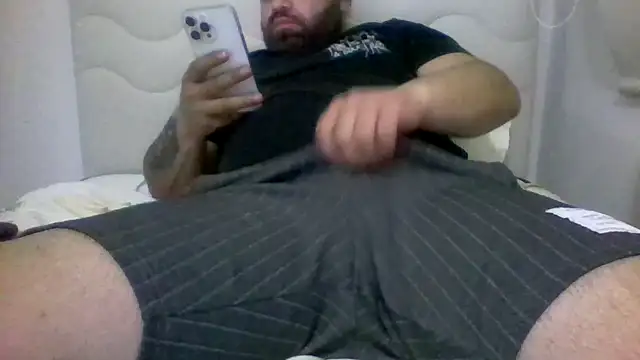 hardick582 online show from November 4, 2025, 9:07 pm