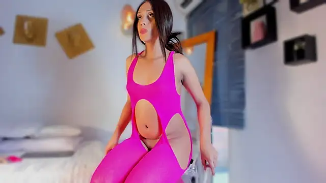 Aleexiiaa online show from March 12, 2026, 1:26 pm