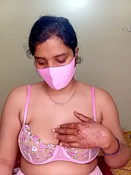 Rose-luckey online show from January 9, 2026, 1:29 pm