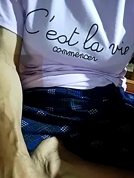 Snapshot of One-nice chatting on May 10, 2026, 3:14 pm One-nice online show from May 10, 2026, 3:14 pm