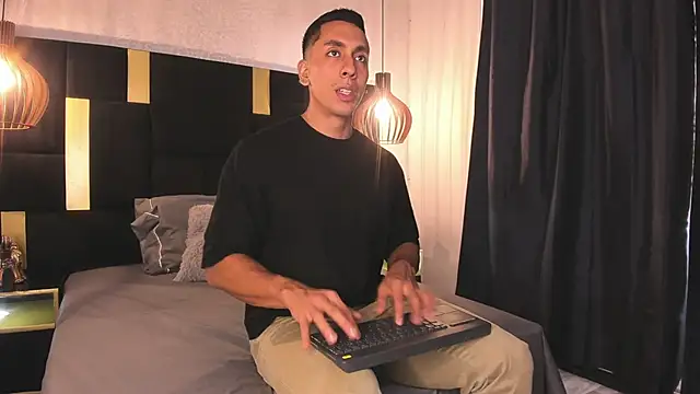 Lucio  Fox online show from January 16, 2026, 12:09 pm