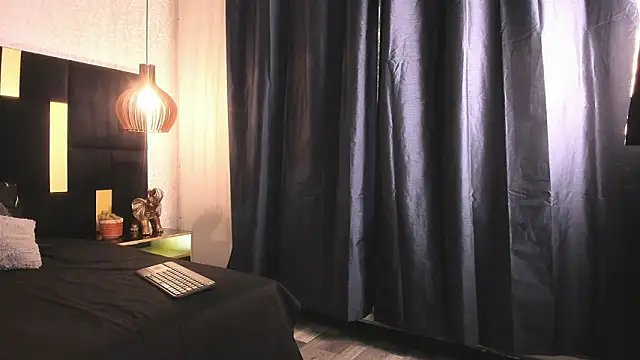 Snapshot of Lucio__Fox chatting on February 17, 2026, 11:51 am Lucio Fox online show from February 17, 2026, 11:51 am