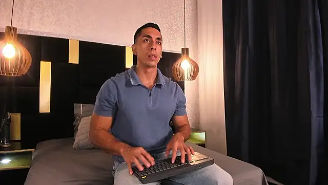 Snapshot of Lucio__Fox chatting on March 17, 2026, 11:35 am Lucio Fox online show from March 17, 2026, 11:35 am