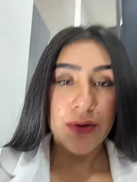 CAROLINE  07 online show from July 10, 2026, 2:17 pm