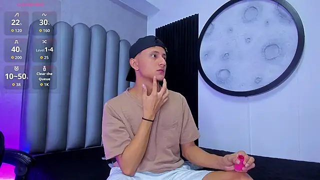  Leohot  online show from January 10, 2026, 3:24 am