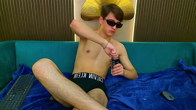 Jefrey Carter online show from June 8, 2026, 10:32 pm
