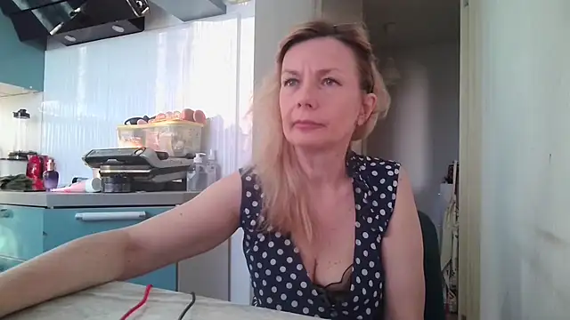 Sweetmurrr online show from June 25, 2026, 2:09 am