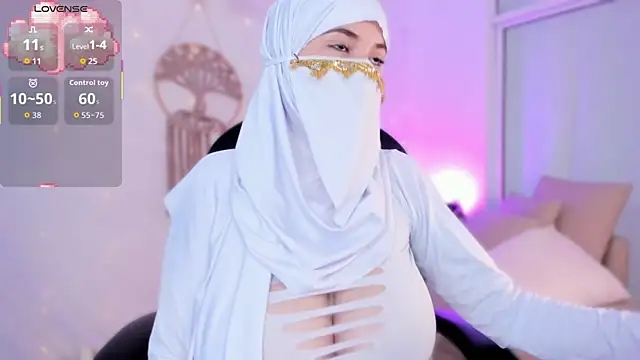 Snapshot of salma_isawwii chatting on October 11, 2025, 2:18 pm salma isawwii online show from October 11, 2025, 2:18 pm