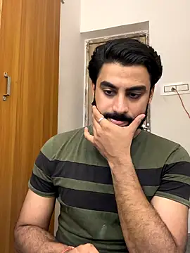 hottestboy03 online show from November 1, 2025, 9:30 pm