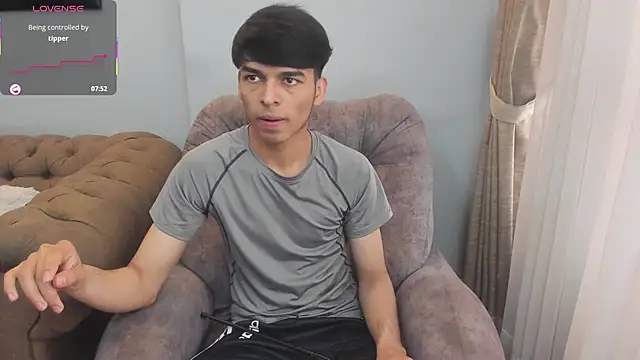 OnlyJos online show from October 6, 2025, 7:03 pm