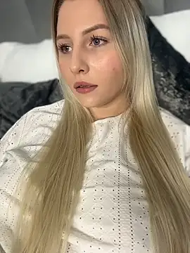 Amy mit online show from September 29, 2025, 11:16 am