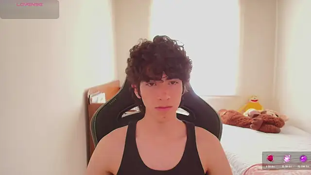 Nude Boy18 online show from June 23, 2026, 7:12 pm