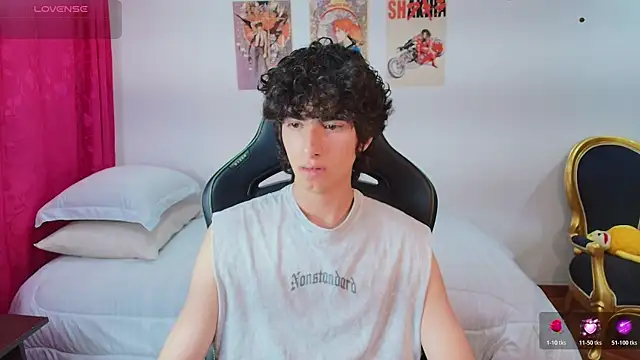Nude Boy18 online show from July 19, 2026, 1:14 am