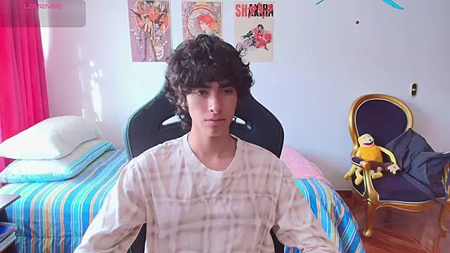 Nude Boy18 online show from August 2, 2026, 9:56 pm