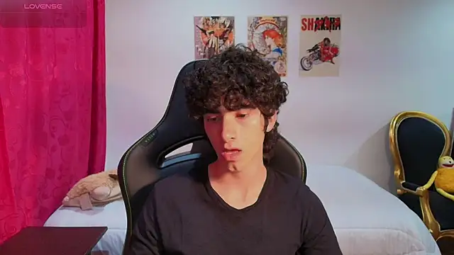 Nude Boy18 online show from July 6, 2026, 1:12 am
