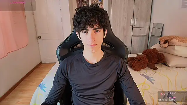 Snapshot of Nude_Boy18 chatting on May 30, 2026, 10:26 pm Nude Boy18 online show from May 30, 2026, 10:26 pm